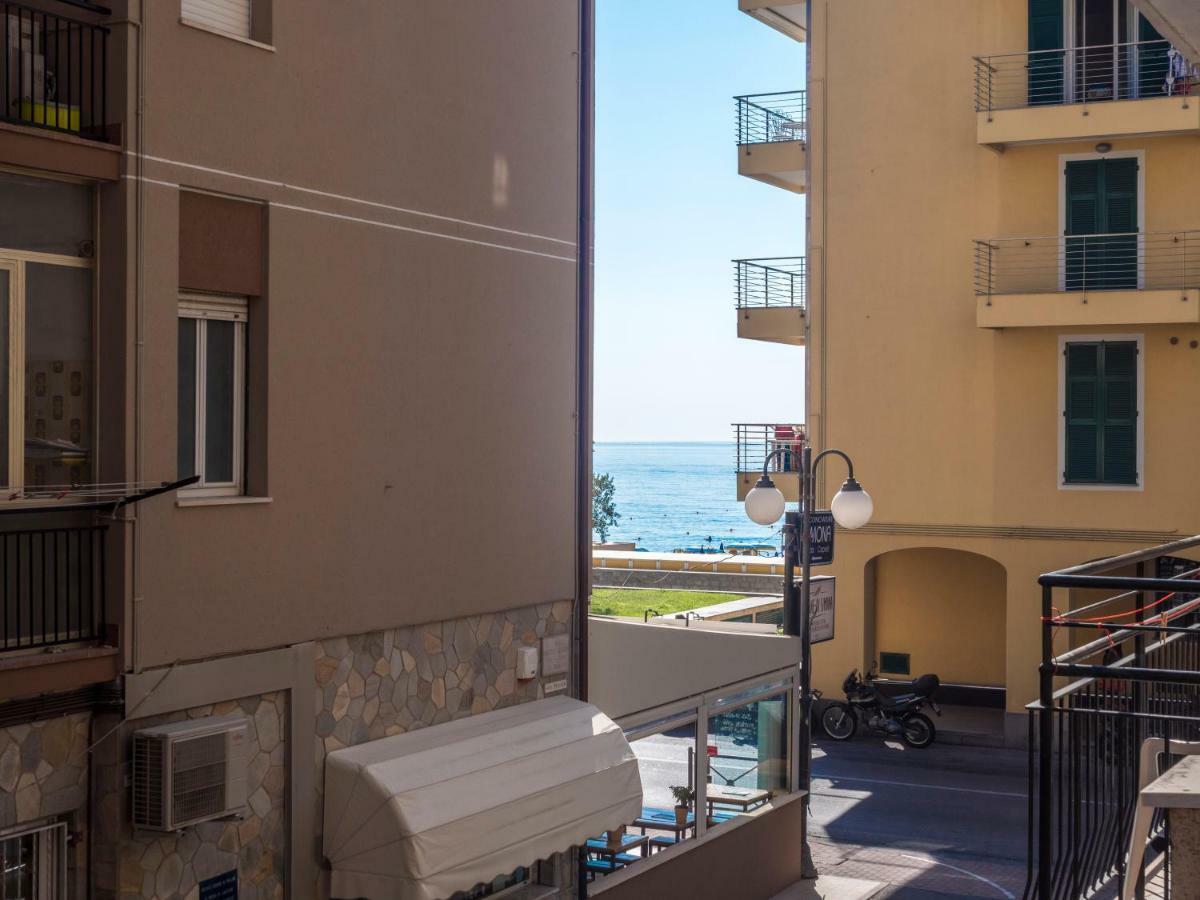 Hotel Continental Pietra Ligure Exterior foto